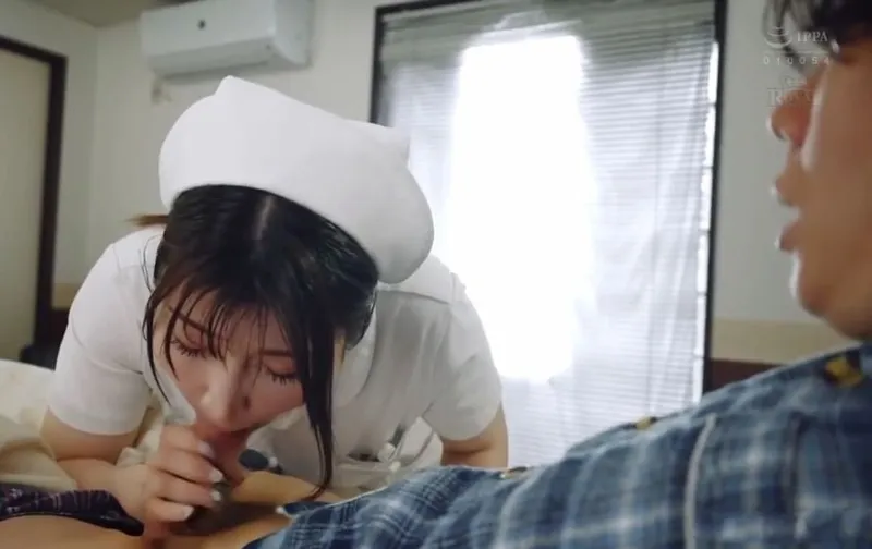 Vú non tơ bướm hồng hào cưỡi ngựa em còn ngoáy muốn gãy chim anh